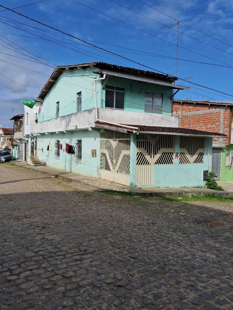 b254556f-9b45-40cb-9608-e4085e70d019